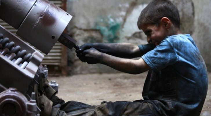 جائحة كورونا تدفع الآلاف من أطفال