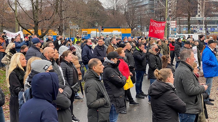 أعمال نهب وشغب بمدن هولندية.. محتجون