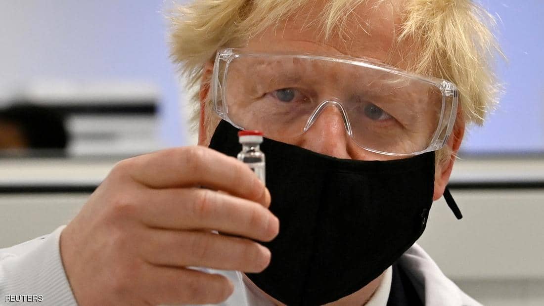 كورونا «المتحور».. علماء يردون على تصريحات