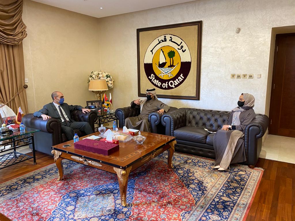 سفير قطر يستقبل القائم بأعمال سفارة