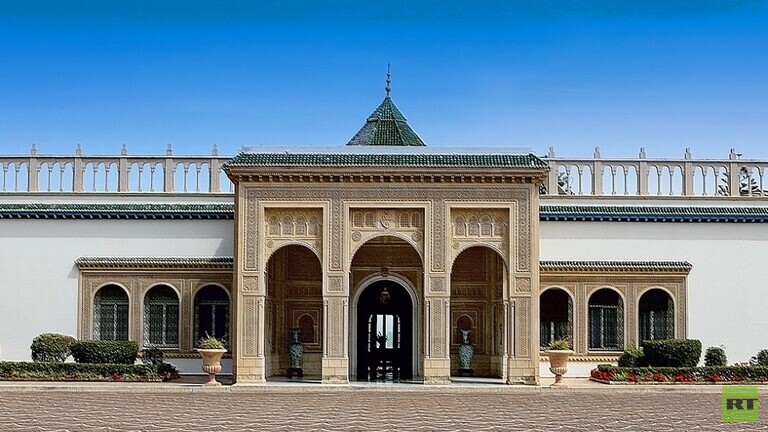 الرئاسة التونسية تكشف تفاصيل الظرف المشبوه