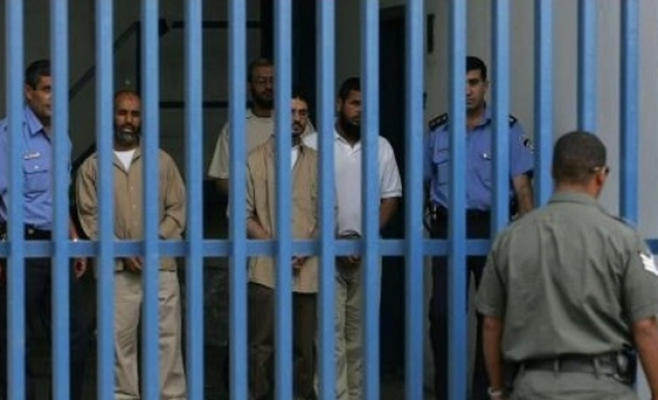 إضراب الأسرى يدخل شهره الثاني