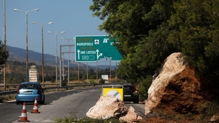 زلزال بقوة 4.8 درجة يضرب جزيرة