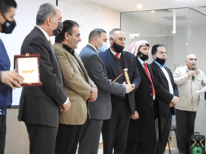 محافظة جرش تكرم موظفها المثالي (صور)