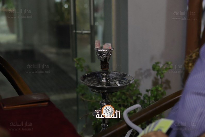 وزير السياحة: إعادة تقديم الأراجيل في