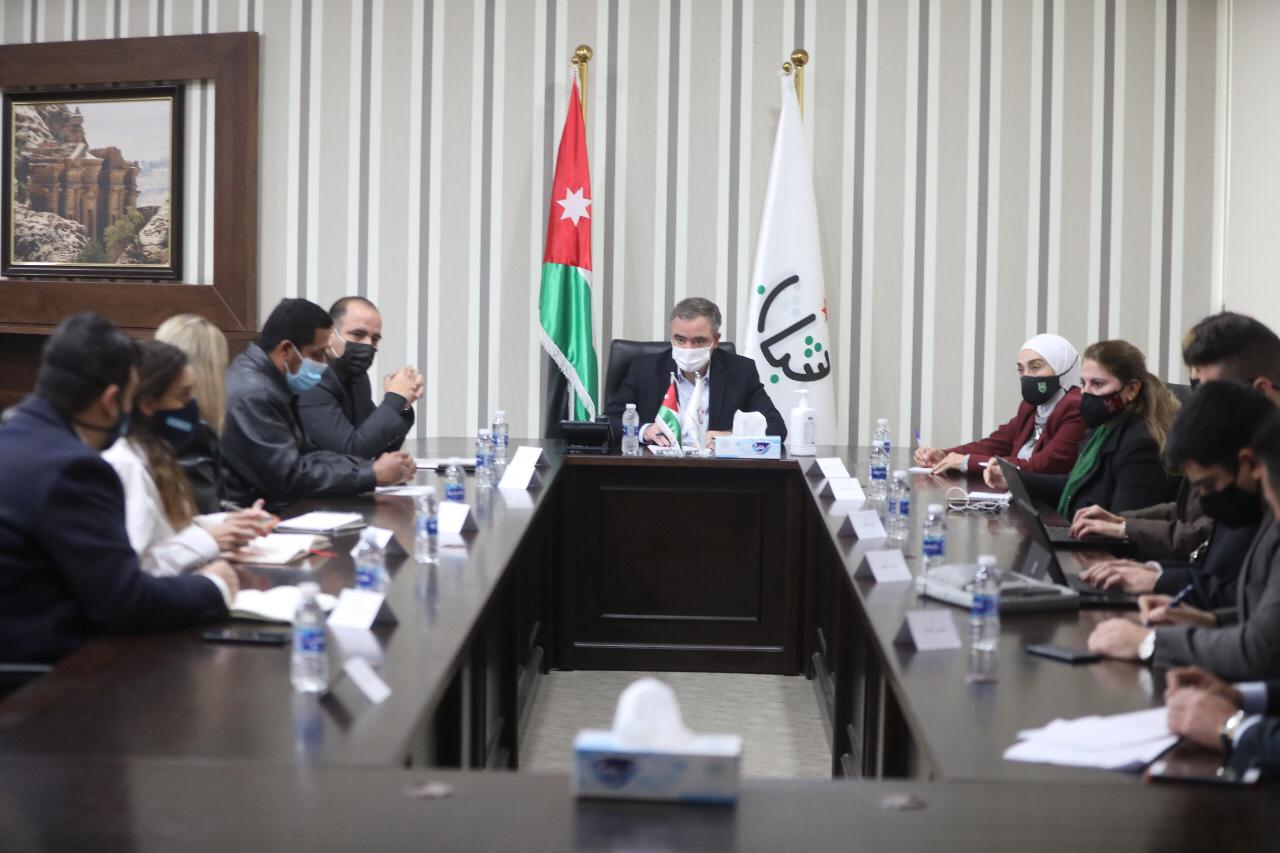 النابلسي يتابع مبادرة شبابية مساندة للجهود