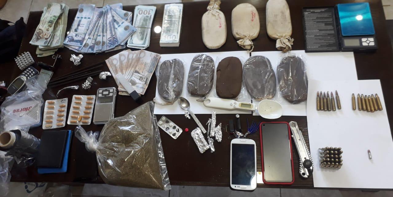 بمداهمة أمنية.. ضبط مصنف خطير في