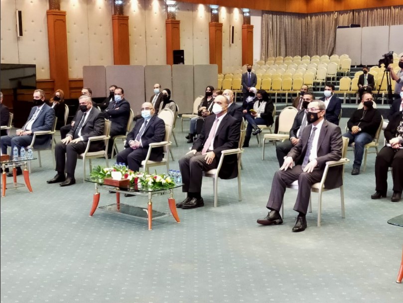 الخصاونة يرعى حفل توزيع جوائز الدولة