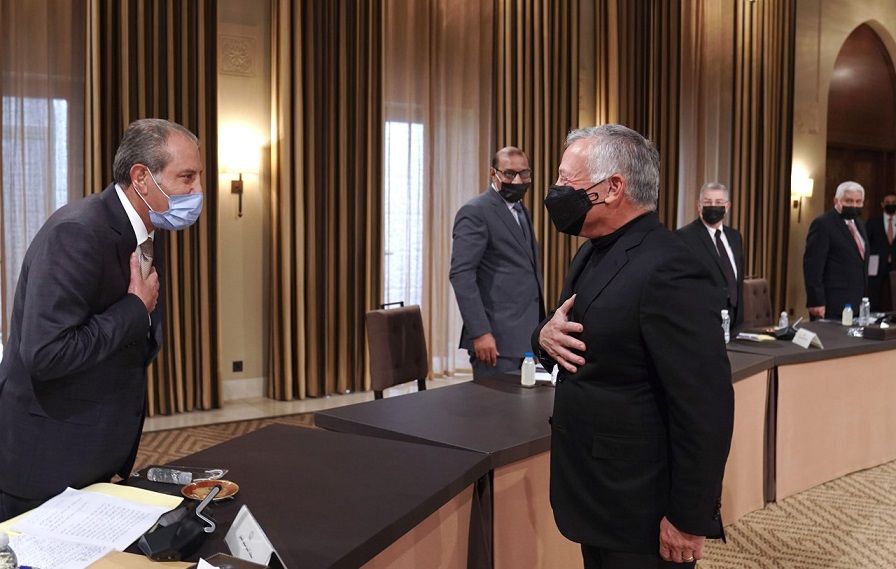 الملك يلتقي رئيس مجلس النواب ورؤساء