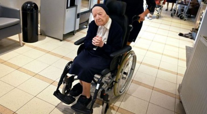 نجاة أكبر معمرة في أوروبا من