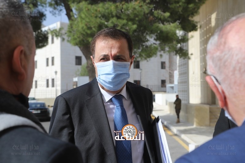 النعيمي: الطلاب سيبقون في صفوفهم في