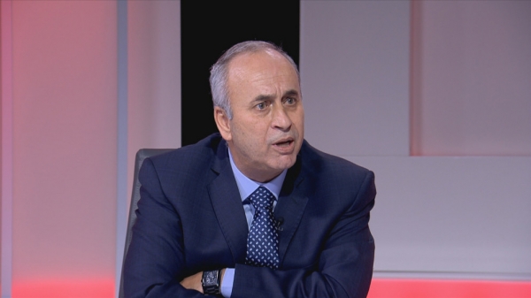 ابو علي: اقتطاع ضريبة الدخل لا