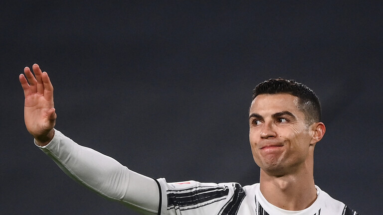 رغم رحيله عن الدوري الإنجليزي منذ