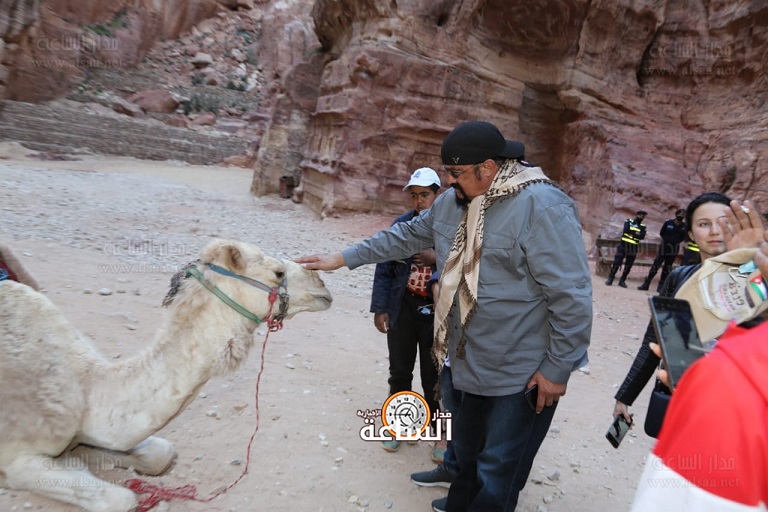الممثل الأمريكي ستيفن سيجال في البترا