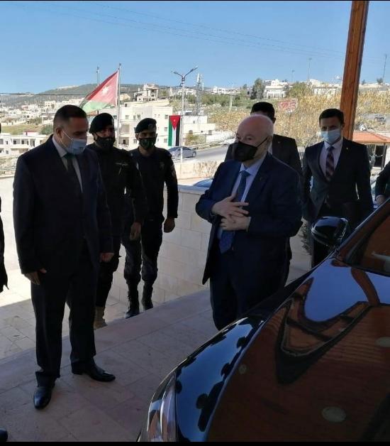 ابوقاعود وابو غزاله يرعيان تخريج دورة