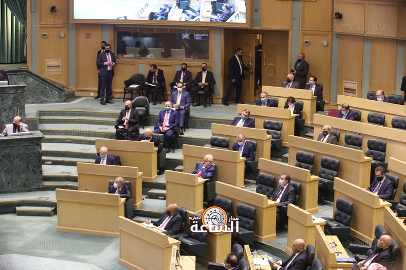 الحراسيس يتهم الحكومة بمساعدة الشركات على