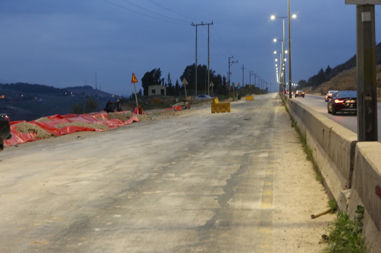 الاشغال: فتح طريق جرش بعد إنهاء