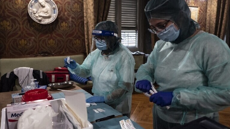 عالم فيروسات إيطالي: علينا الإغلاق 3