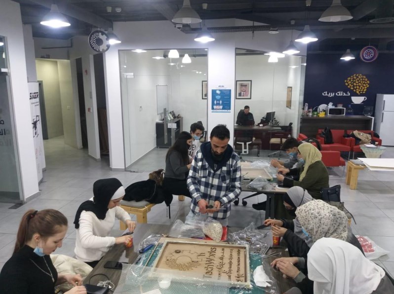 منصّة زين ومصنع الأفكار يقيمان ورشة