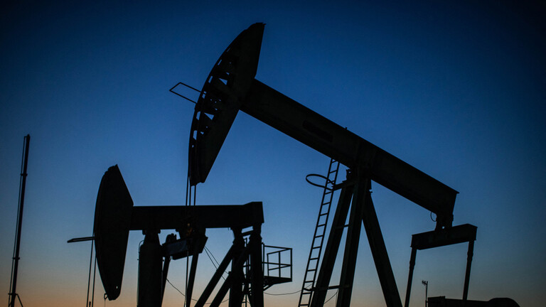 سعر خام برنت يرتفع فوق 65