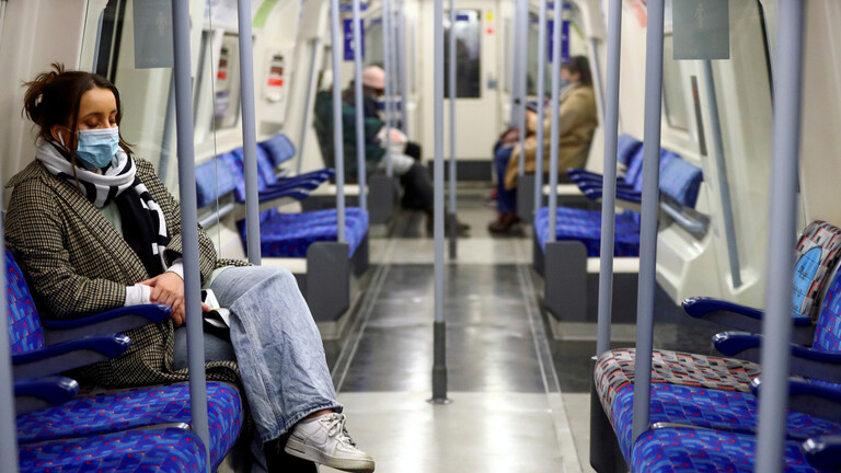 انخفاض معدل انتشار كورونا في إنجلترا