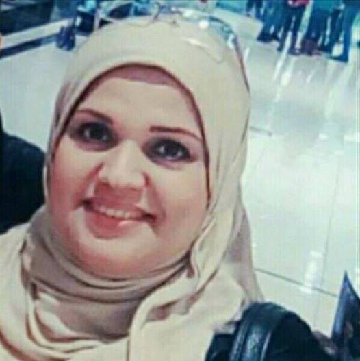 لا أحتاج لشيء يذكرني بك.. ..