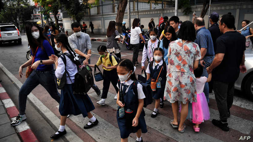 تغريم زوجين صينيين لإنجابهما 7 أطفال