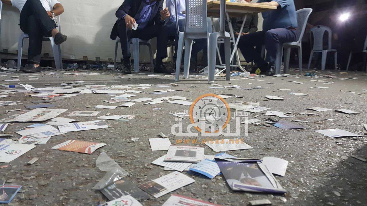 اموال تذهب مع النفايات في مجمع