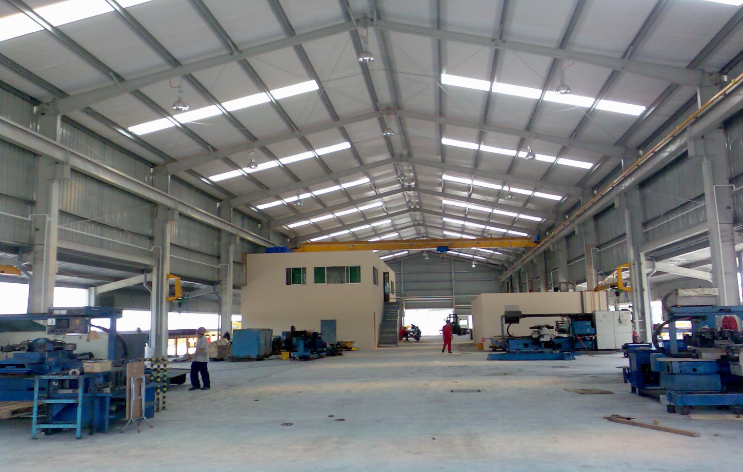 5 اصابات بانهيار ’هنغر‘ تابع لمصنع