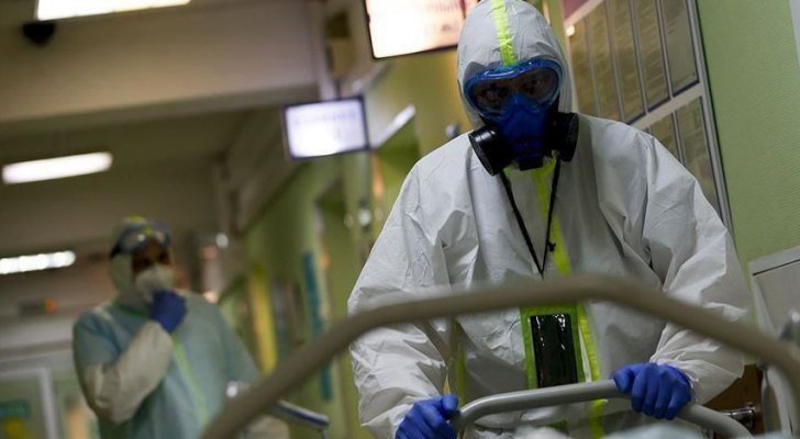 خبير أوبئة يتوقع زيادة كبيرة بأعداد