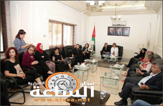 إعلاميات يطرحن ملاحظات أمام نقيب الصحفيين