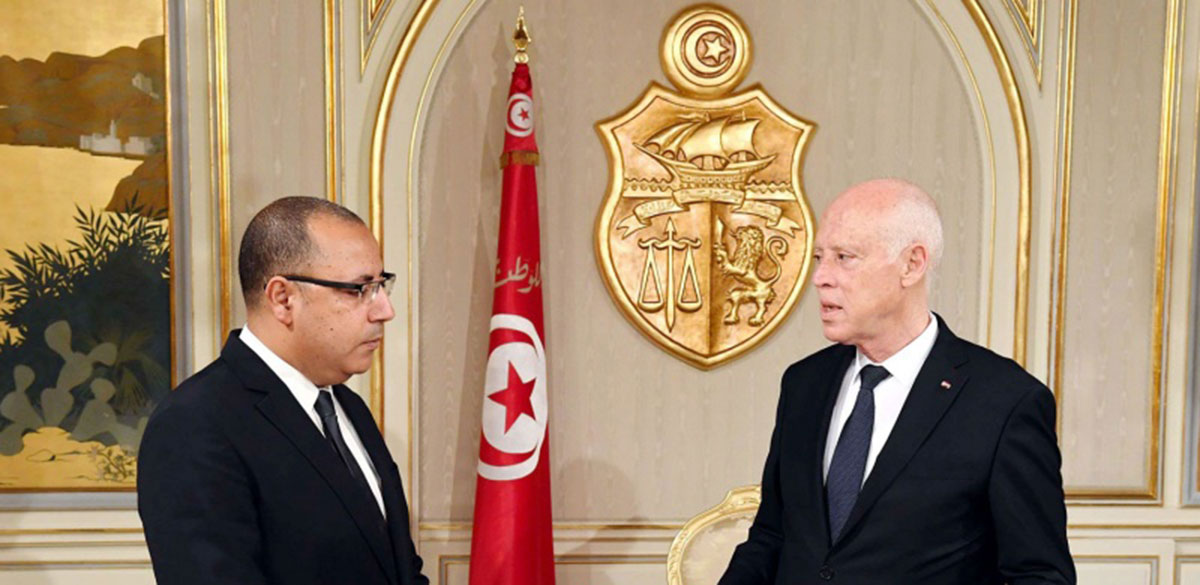 أزمة سياسية في تونس.. المشيشي يتحدى