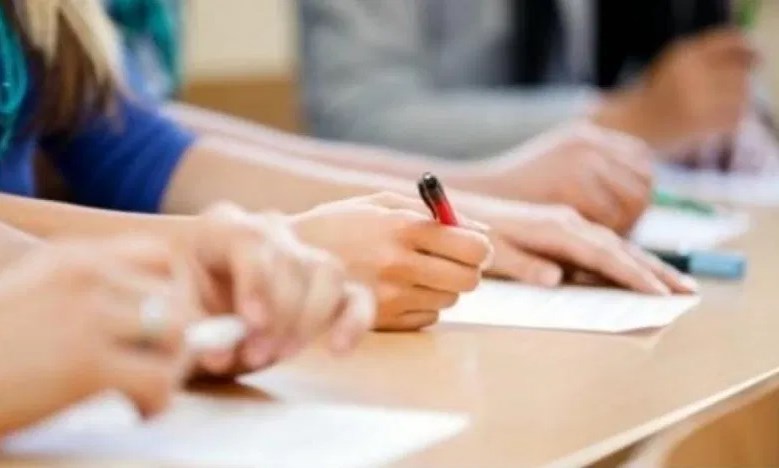 البلقاء التطبيقية: تأجيل مواعيد إجراء امتحان