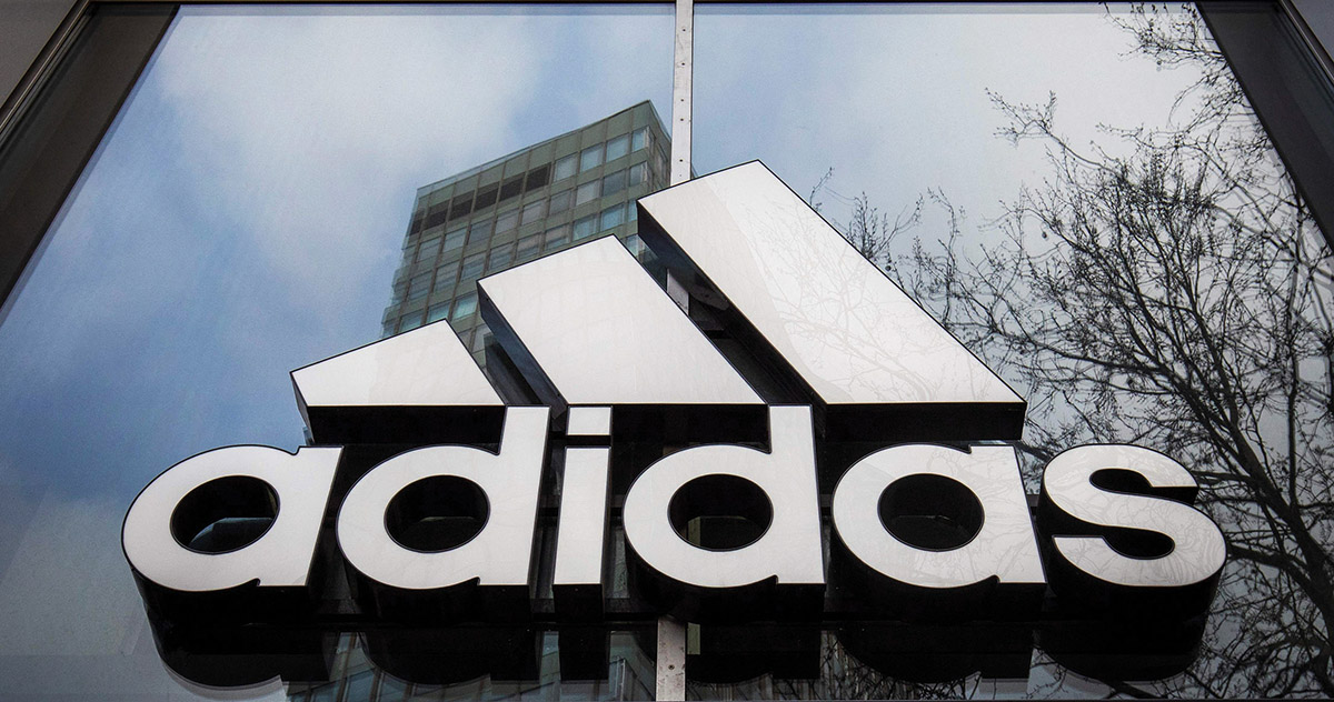 أديداس تعتزم إعلان تفاصيل خطة بيع