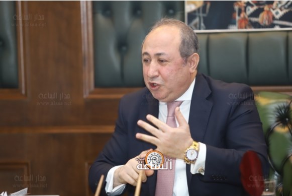 نفاع يحث على فتح القطاعات السياحية