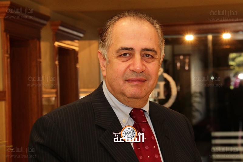 وزير الثقافة الفلسطيني يعزي بالشاعر جريس