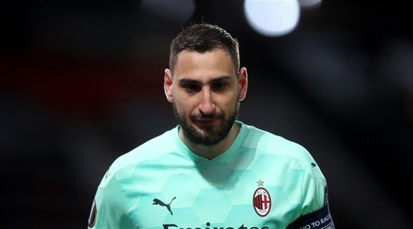 يونايتد وتشيلسي يتنافسان على ضم دوناروما