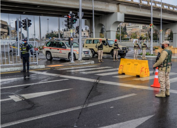 القوات المسلحة تنتشر على مداخل ومخارج