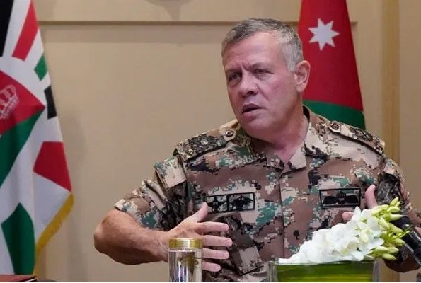 الجيش يشكل فريقا برئاسة العميد الوهادنة