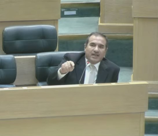 النسور: الحكومة أحرجت نواب السلط وهذا