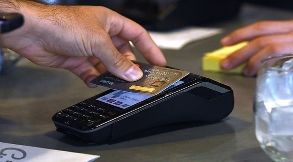 تأثير البطاقات الائتمانية على الدماغ مشابه