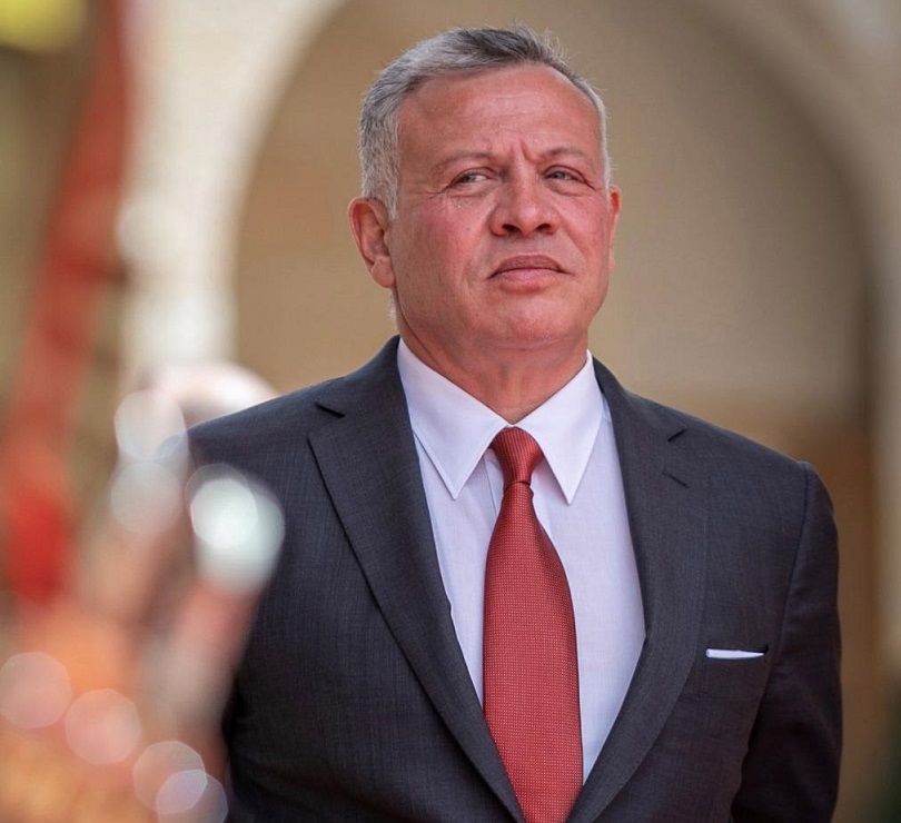 عشيرة العظامات تبرق للملك