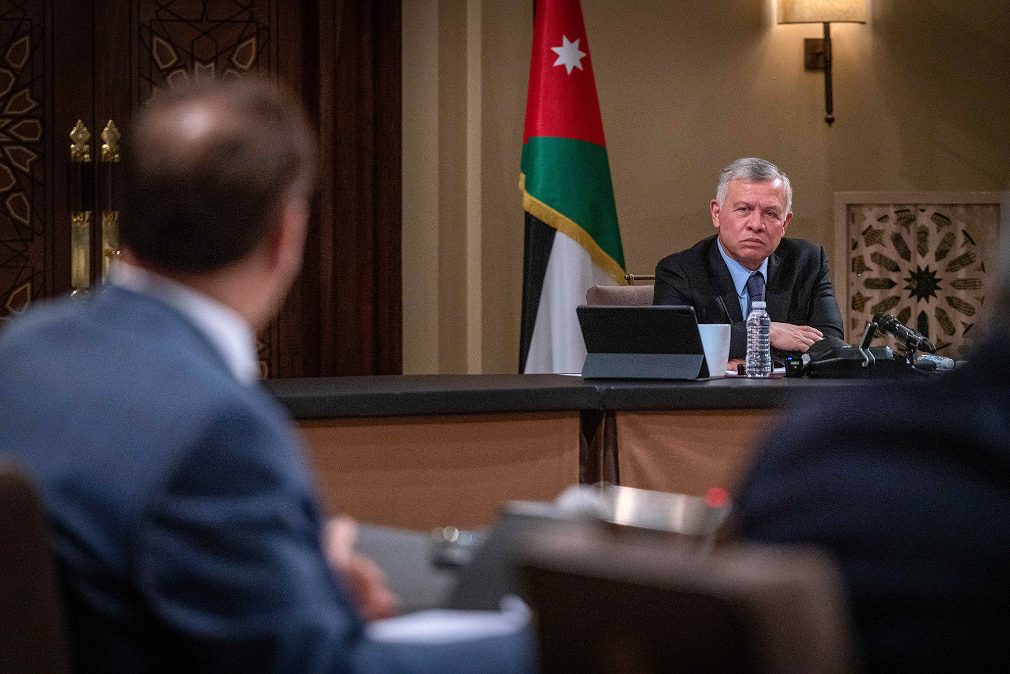 الملك يتلقى اتصالا هاتفيا من العاهل