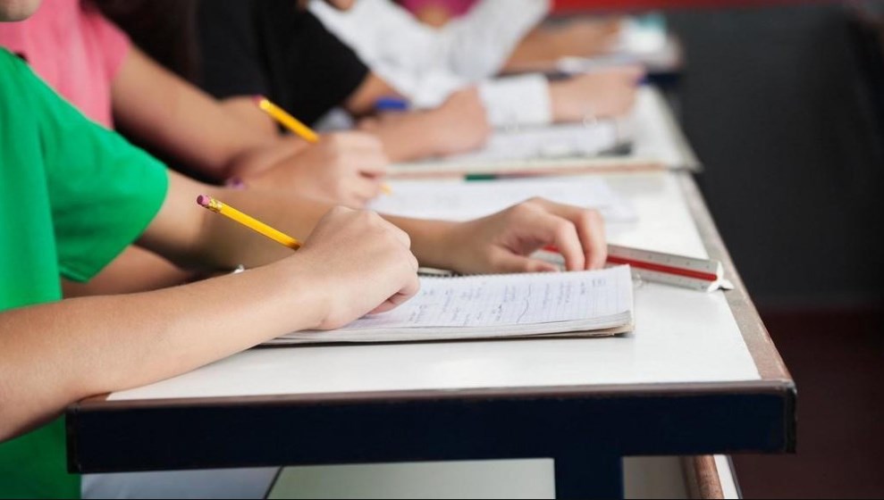 انتهاء استقبال طلبات الاشتراك لامتحان «التوجيهي»