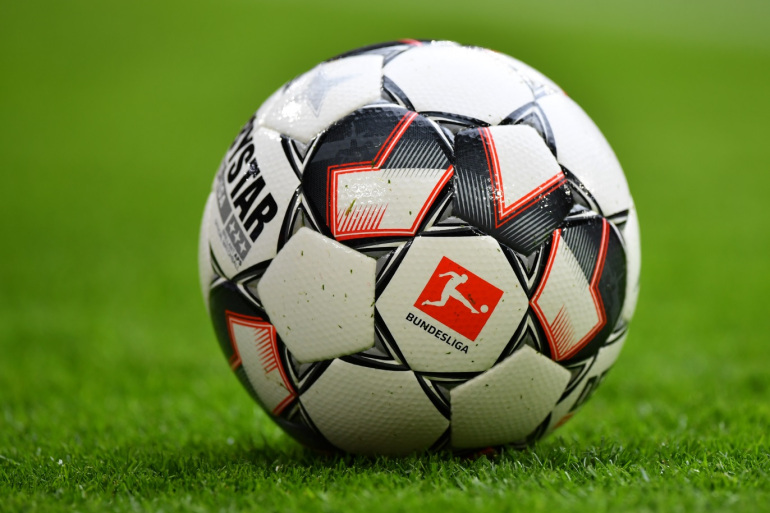 أبرز المباريات العربية والعالمية اليوم السبت