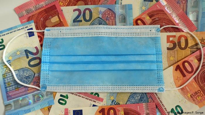 فضيحة الكمامات في ألمانيا: جني المال