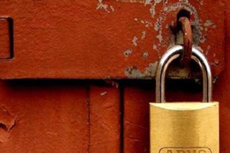 الزرقاء: إغلاق محل بلايستيشن غير ملتزم