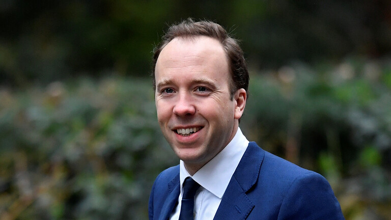 وزير الصحة البريطاني يعترف بارتكاب بلاده