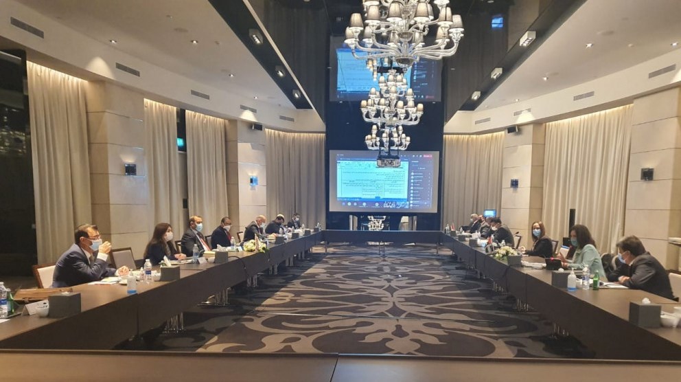 العراق تسلّم عروضا تجارية لمد خط