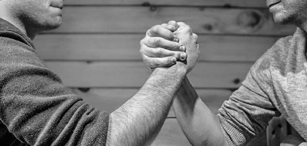 المؤمن القوي